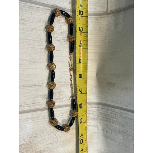 * Trifari Necklace black and gold beads. Gold clasp and emblem. - Picture 7 of 8